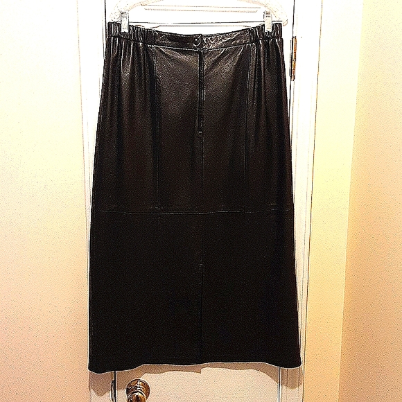 BETTINA Maxi Lined Black Leather Skirt Size: 16 - Picture 3 of 7